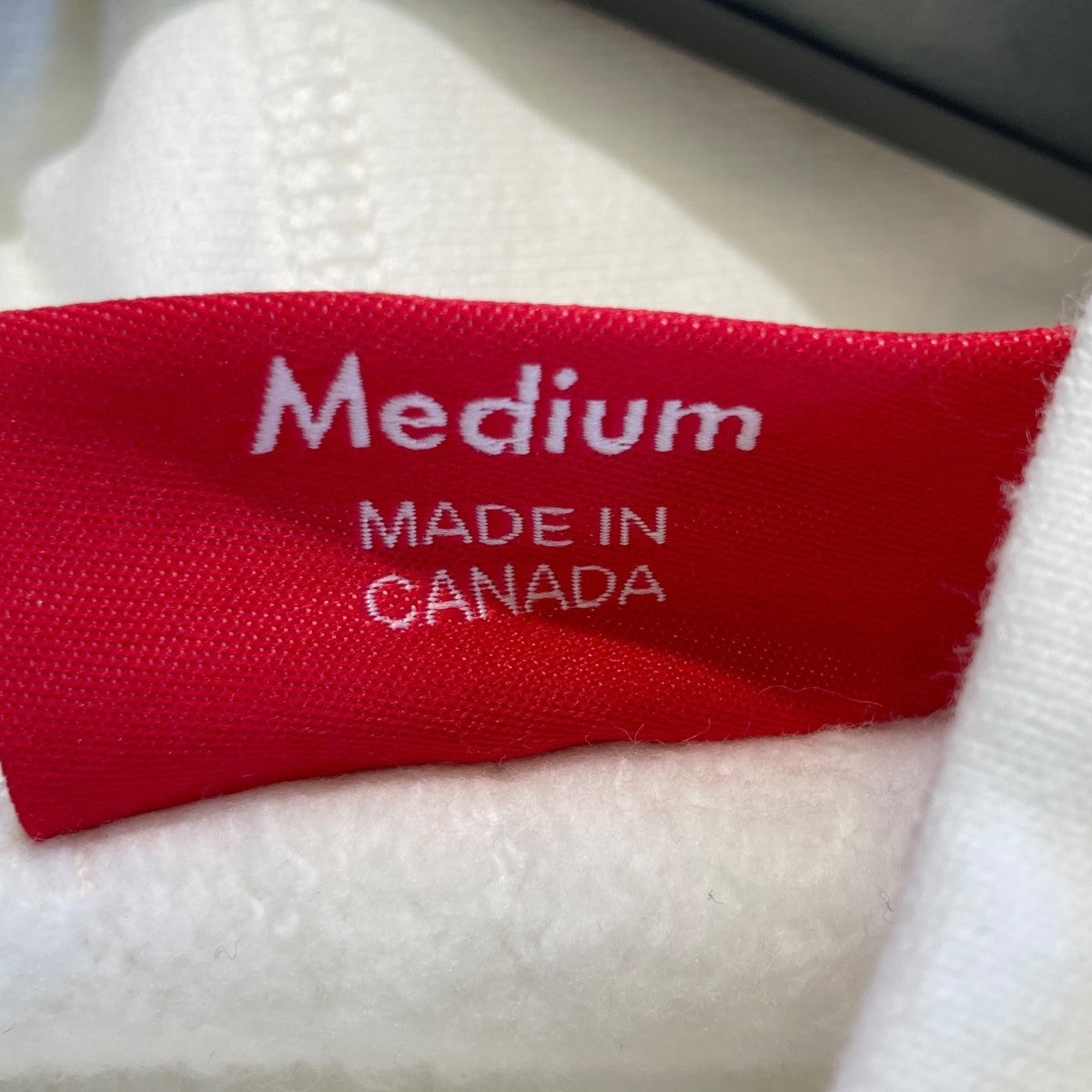 small box logo sweatshirtプルオーバーパーカー