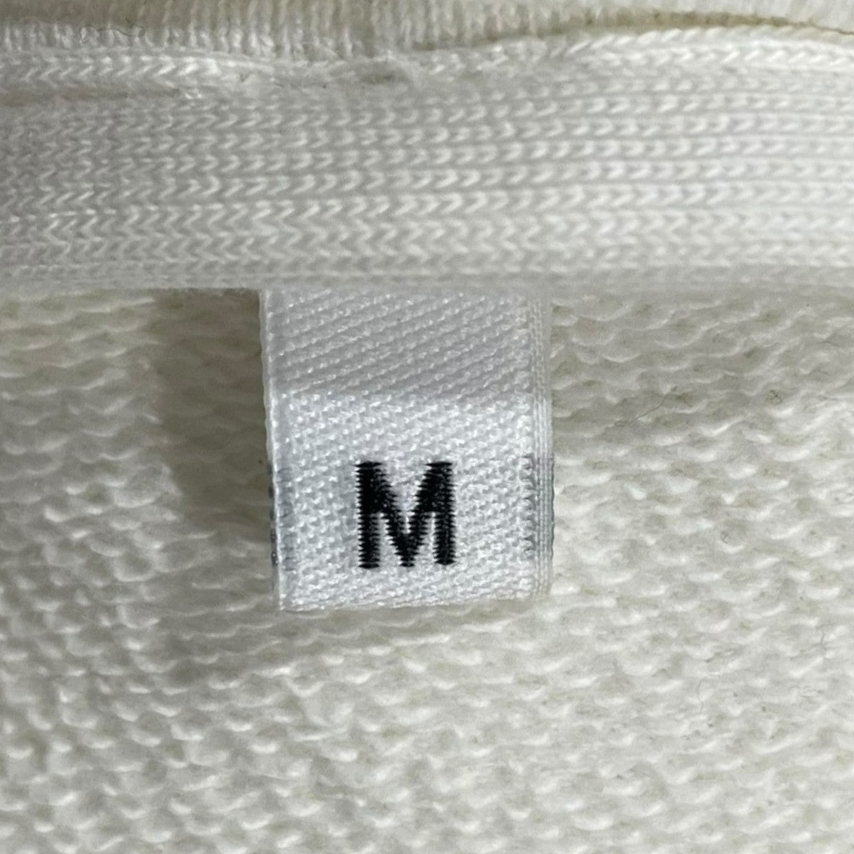 ジップアップパーカー