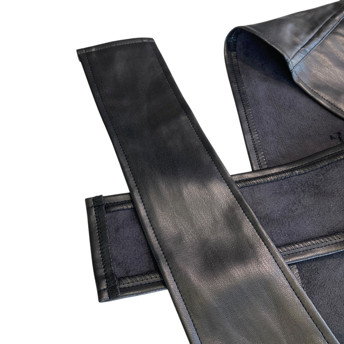 HEAD APRON FAUX LEATHERヘッドウェア