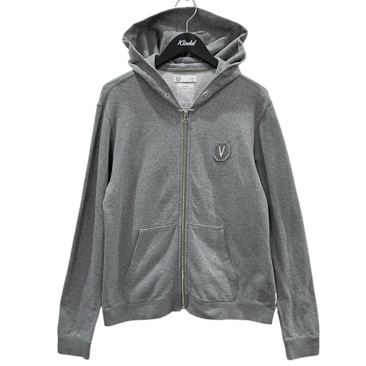 ジップアップパーカー