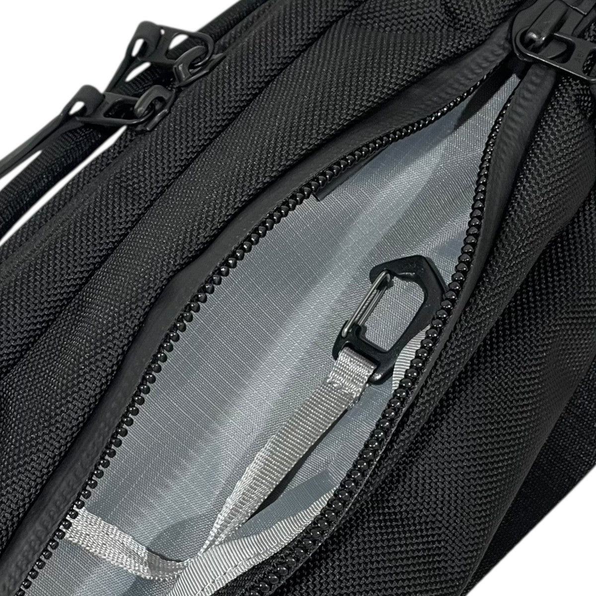 ボディバッグ City Sling 3 エアー シティスリング 3 AER21061