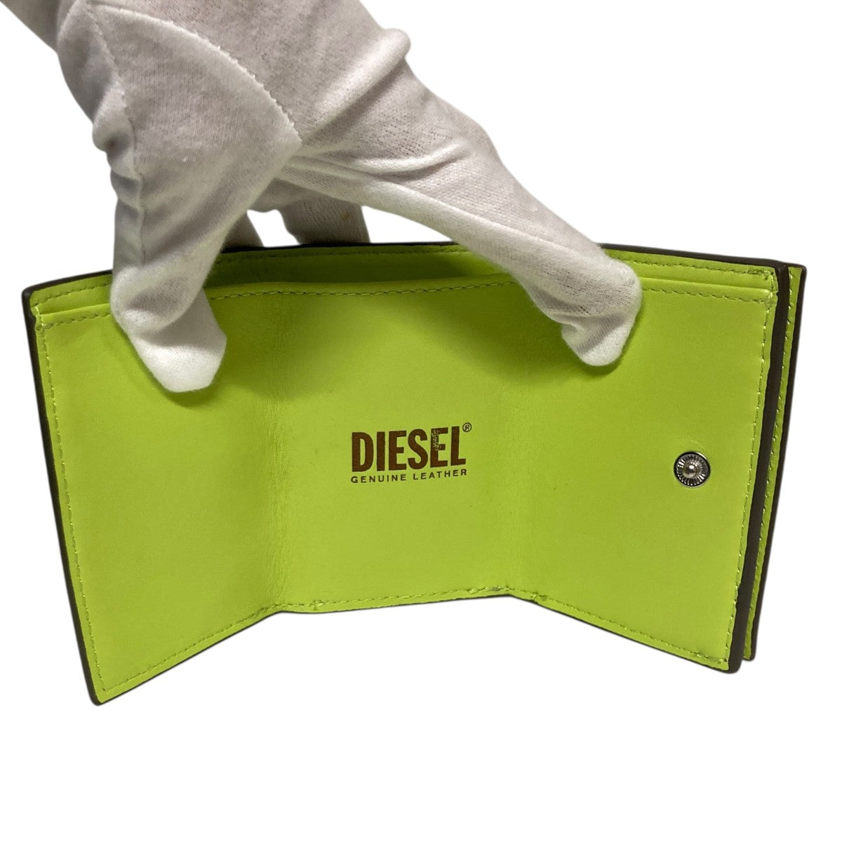 DIESEL 3つ折り財布 古着・中古-6枚目のアイテム画像