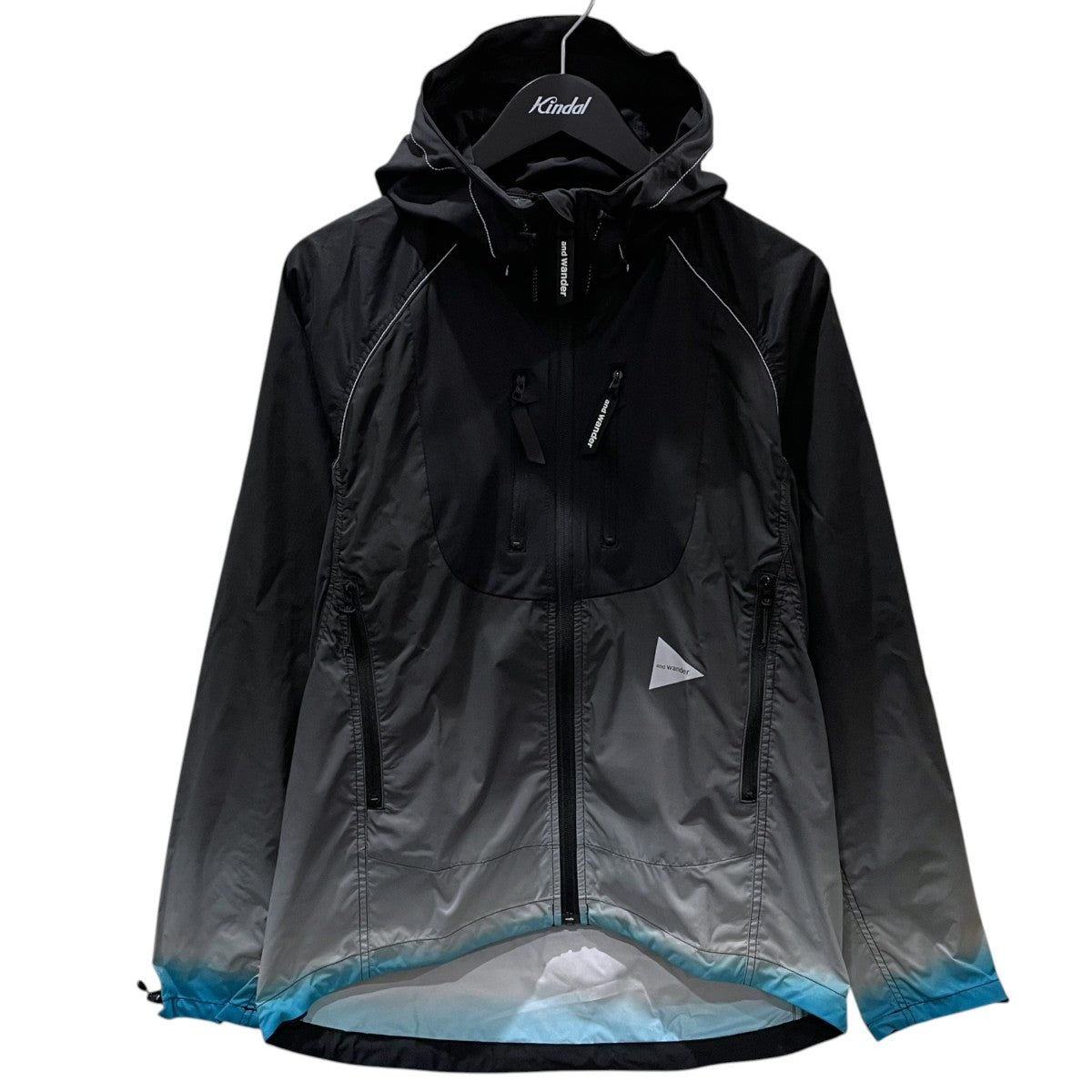 and wander 18SS マウンテンパーカー gradient color trek jacket グラディエントカラー トレックジャケット AW81-FT002 古着・中古-1枚目のアイテム画像