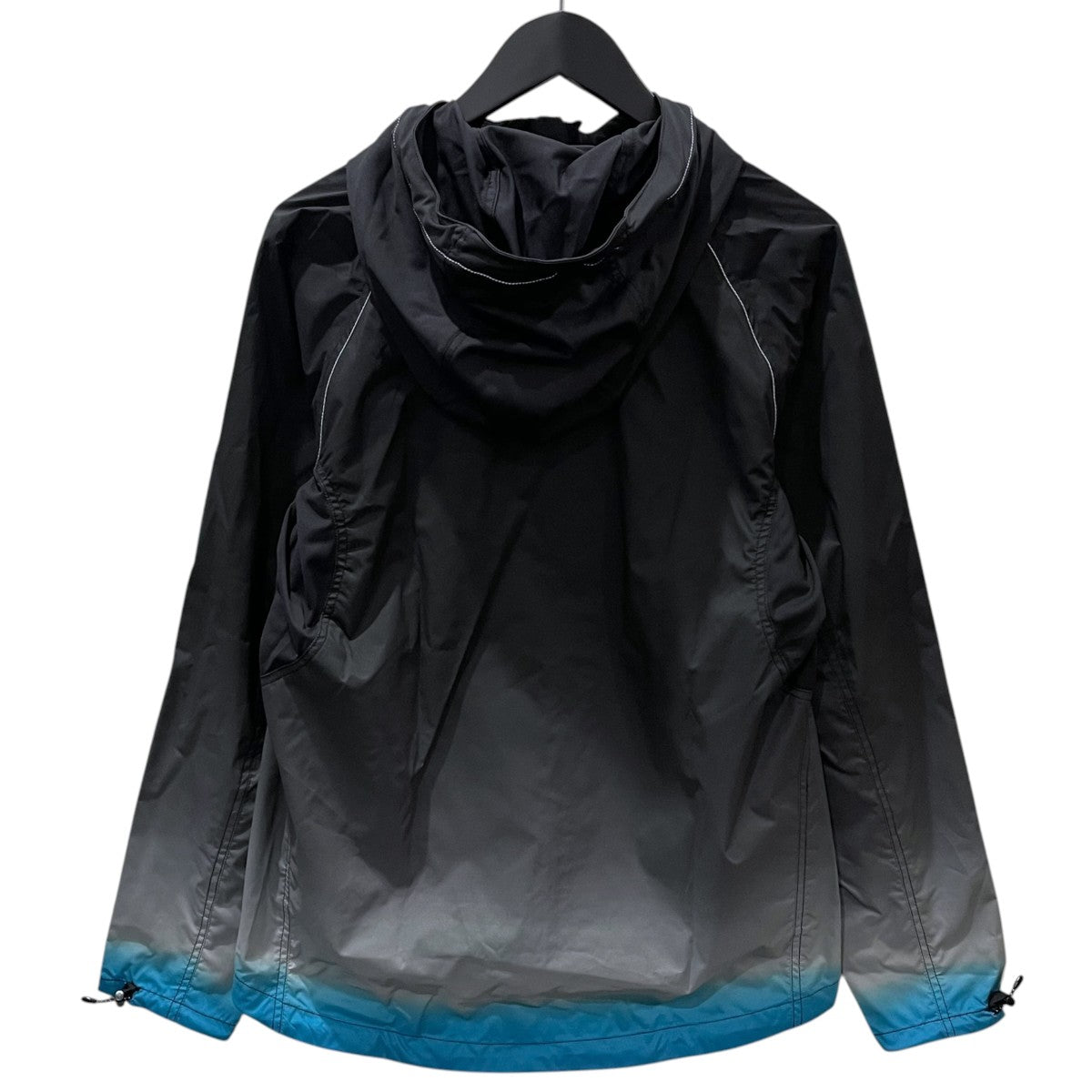 and wander 18SS マウンテンパーカー gradient color trek jacket グラディエントカラー トレックジャケット AW81-FT002 古着・中古-2枚目のアイテム画像