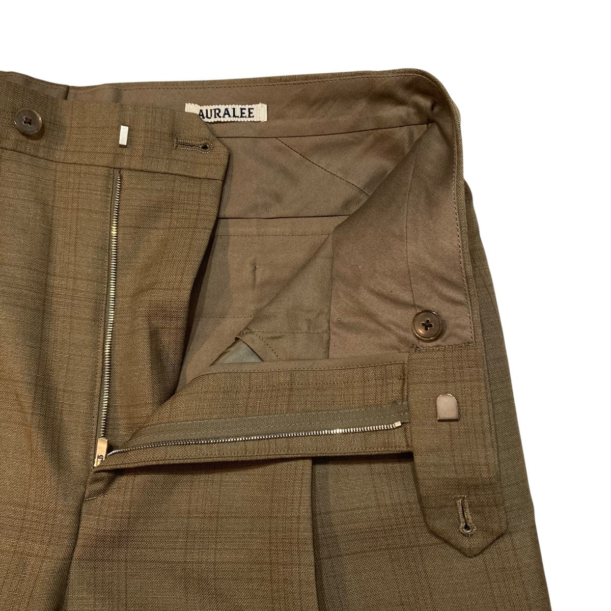 AURALEE A25SP02BA BLUEFACED WOOL TWO-TUCK SLACKS 古着・中古-4枚目のアイテム画像