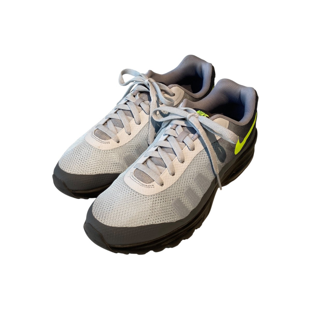 NIKE AIR MAX INVIGORスニーカーCD1515-004 古着・中古-1枚目のアイテム画像