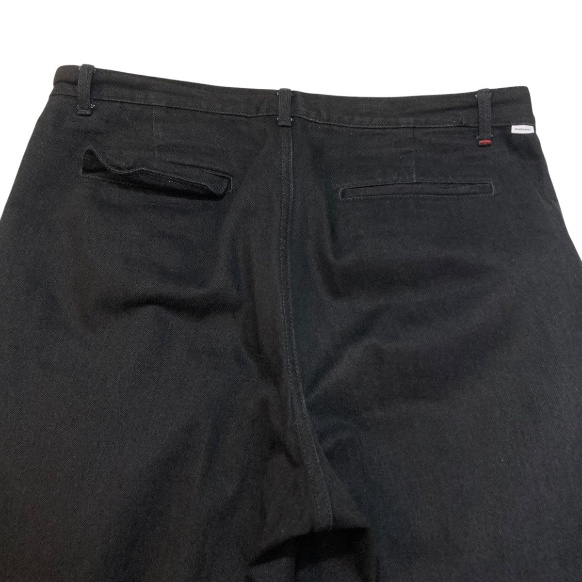 Selvage Denim Two Tuck Tapered PantsブラックデニムパンツGU251-40187RB