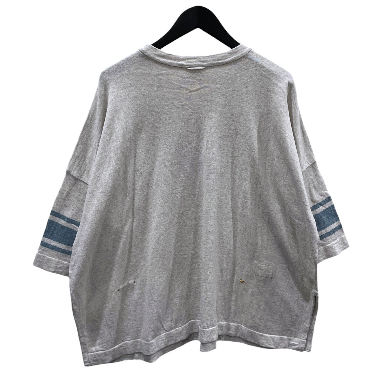 24AW ロゴジャカードのビッグスリットTシャツ 70180111