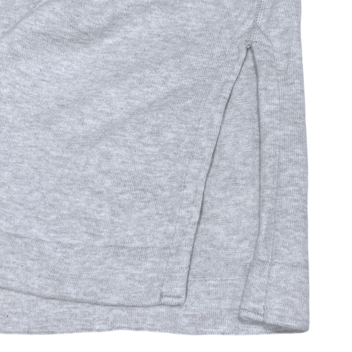 24AW ロゴジャカードのビッグスリットTシャツ 70180111