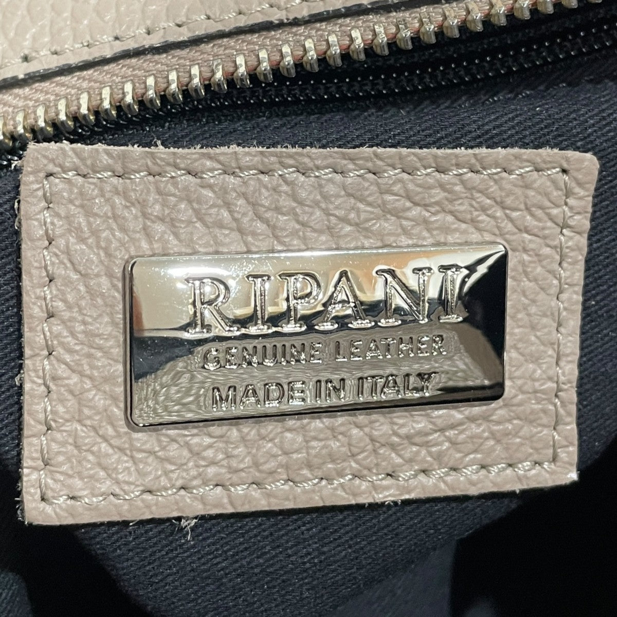 RIPANI(リパーニ) レザー2WAYショルダーバッグ ハンドバッグ MEDINILLA
