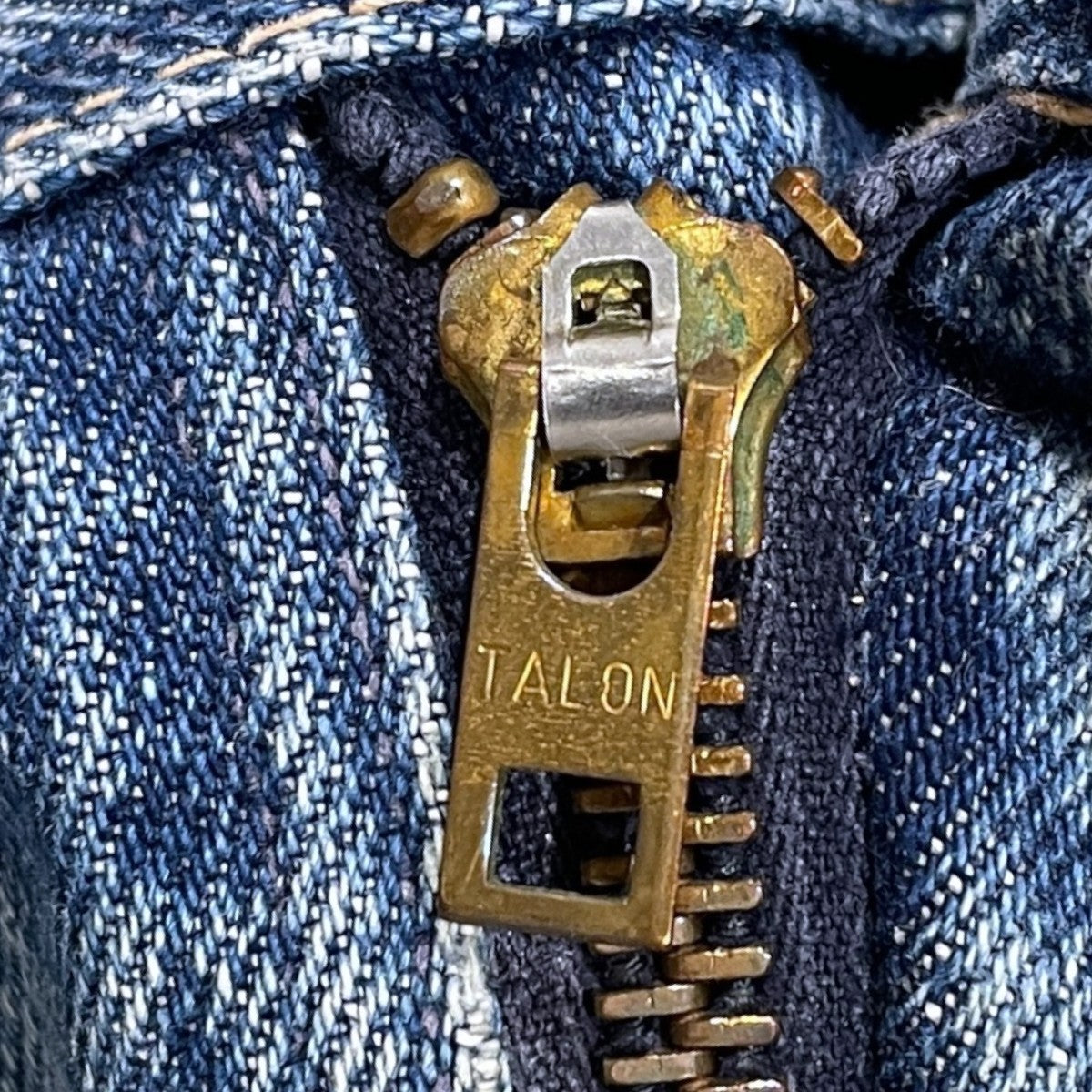リメイクデニムパンツ