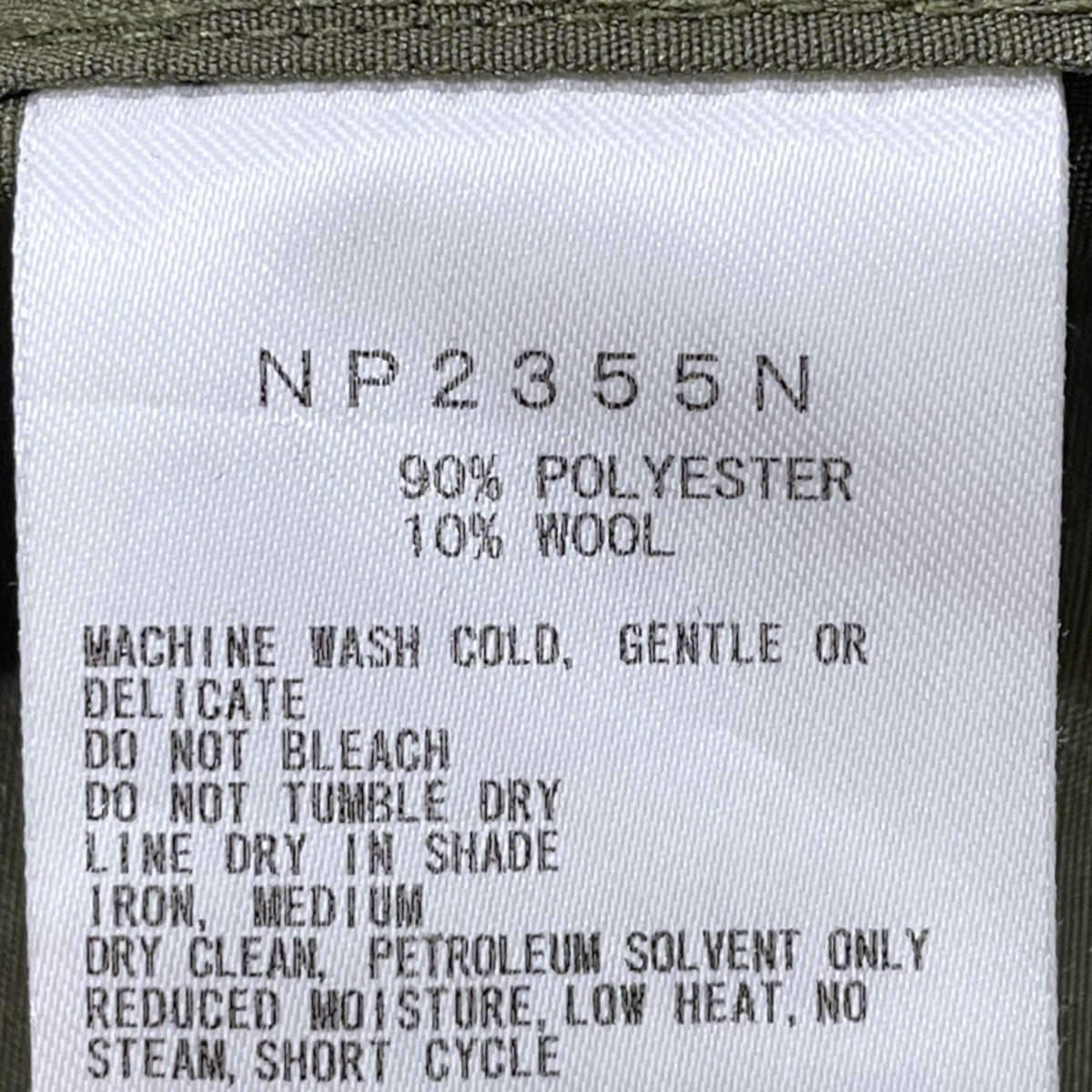 ジップアップフーデッドジャケット Mountain Wind Parka マウンテンウインドパーカ NP2355N