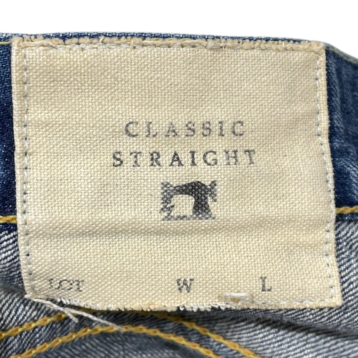 ダメージリペア加工デニムパンツ