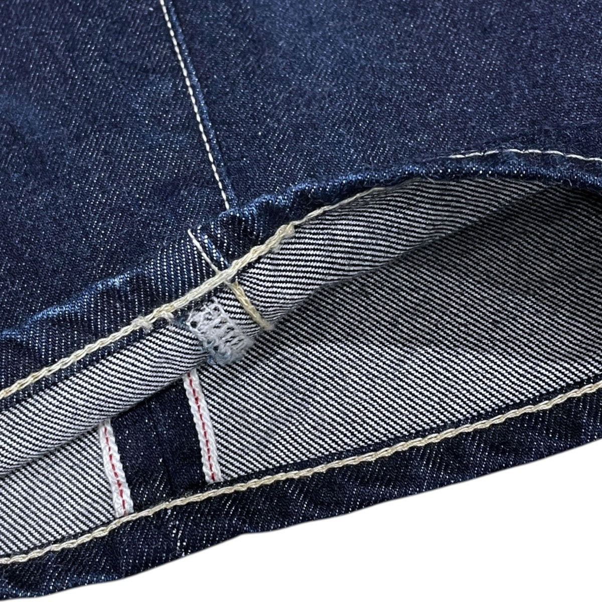 24AW ストレートフィットデニムパンツ 4020600111
