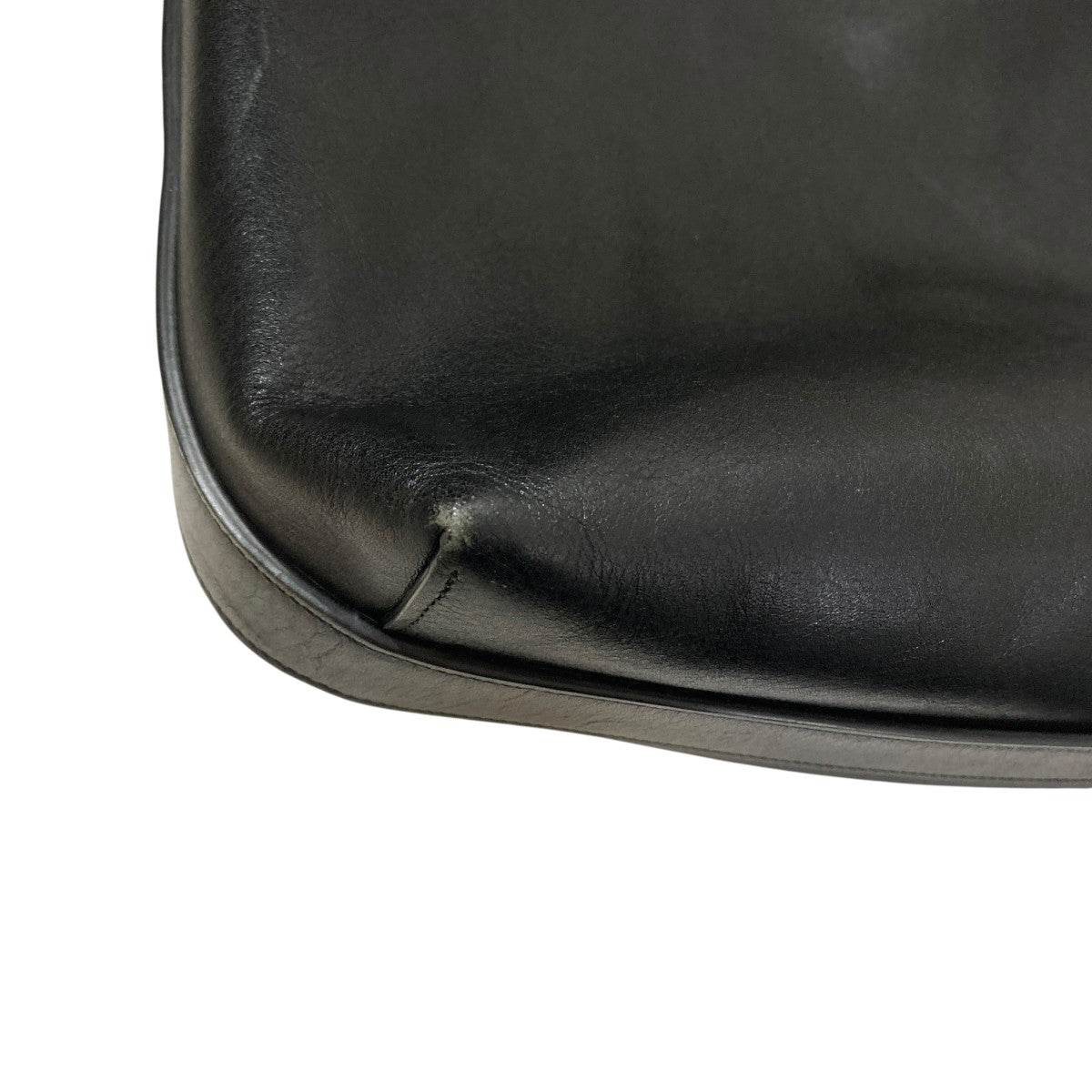 Emul black ylva calf leatherショルダーバッグ