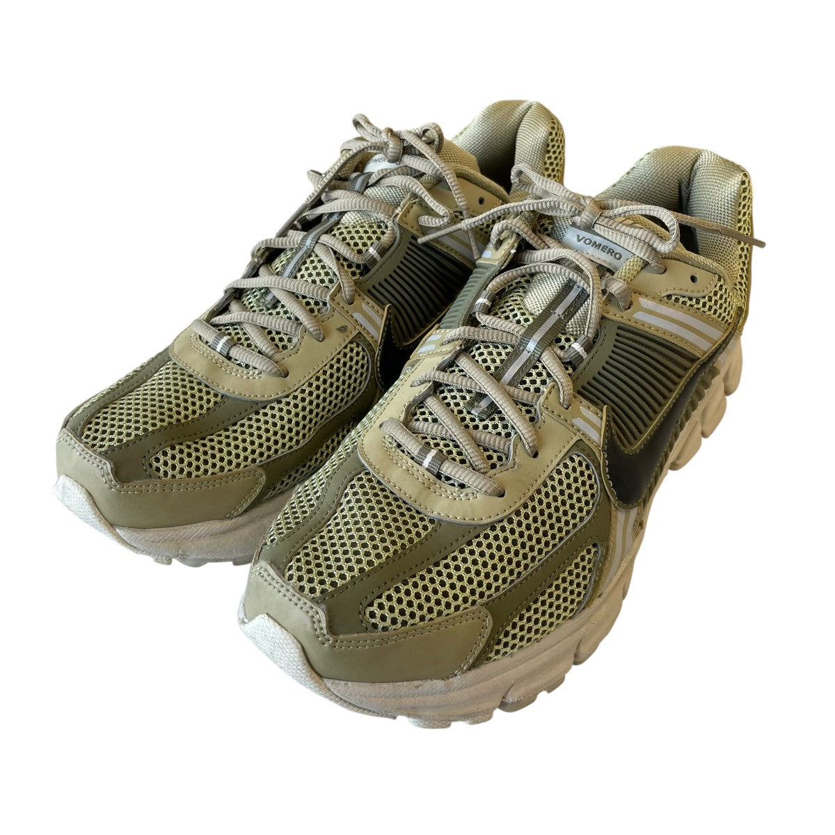 NIKE ZOOM VOMERO 5スニーカーFJ1915-200 古着・中古-1枚目のアイテム画像