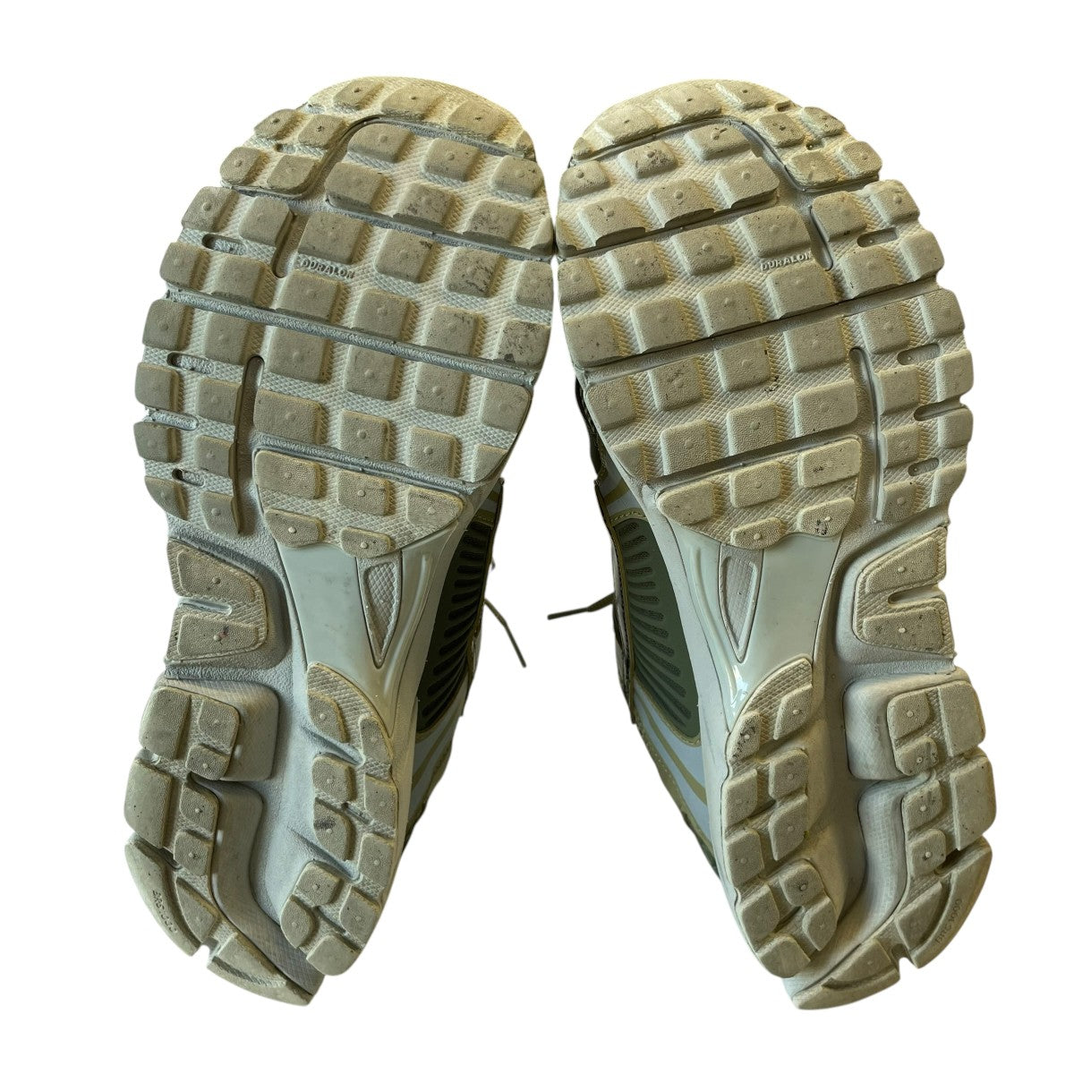 NIKE ZOOM VOMERO 5スニーカーFJ1915-200 古着・中古-5枚目のアイテム画像