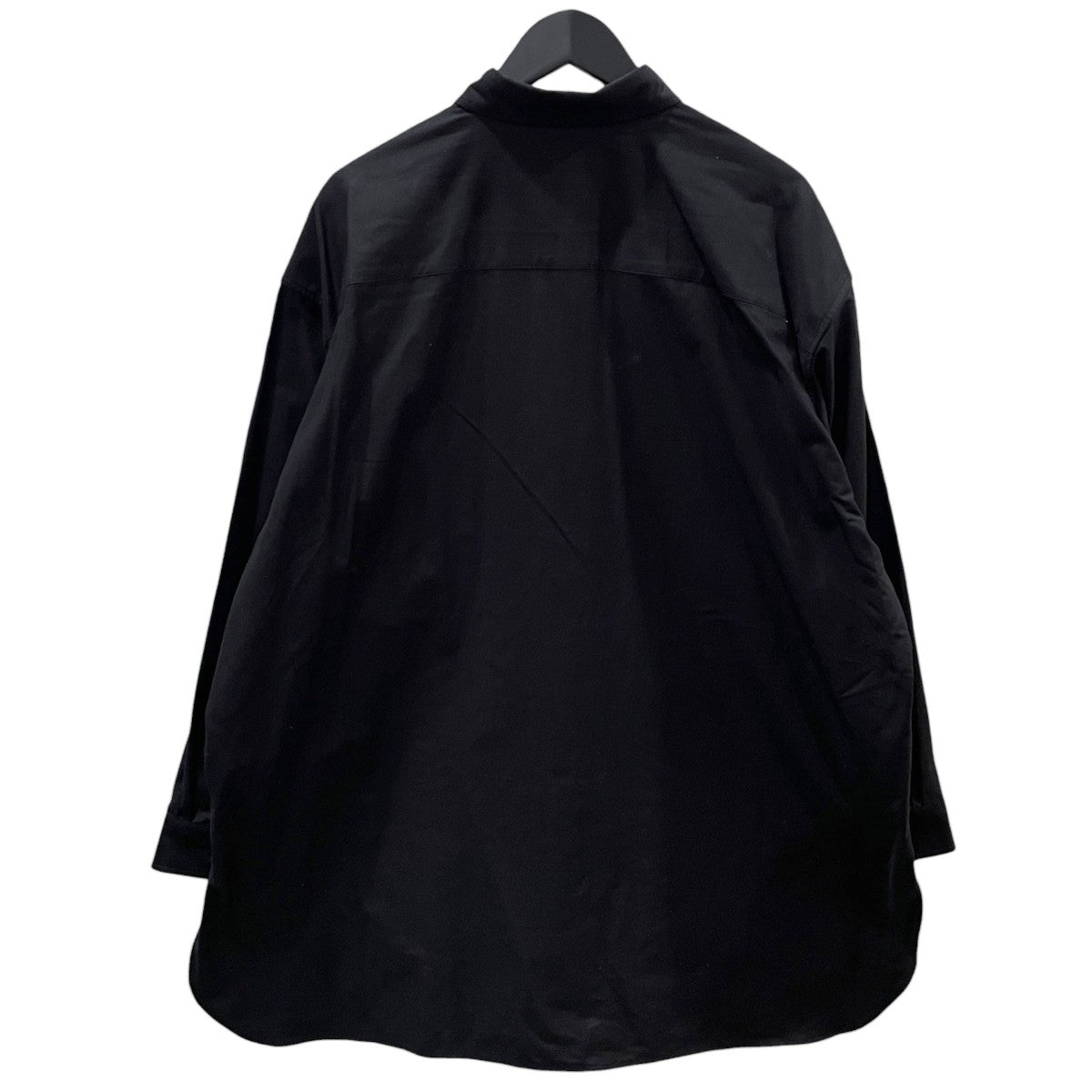 長袖シャツ