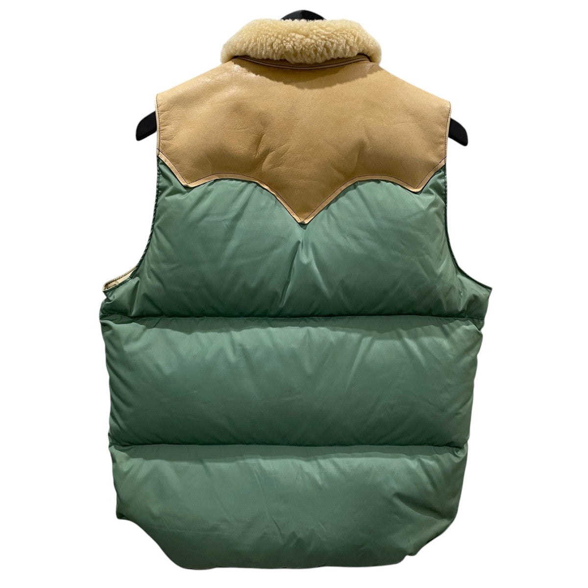 RockyMountainFeatherBed ダウンベスト 古着・中古-2枚目のアイテム画像