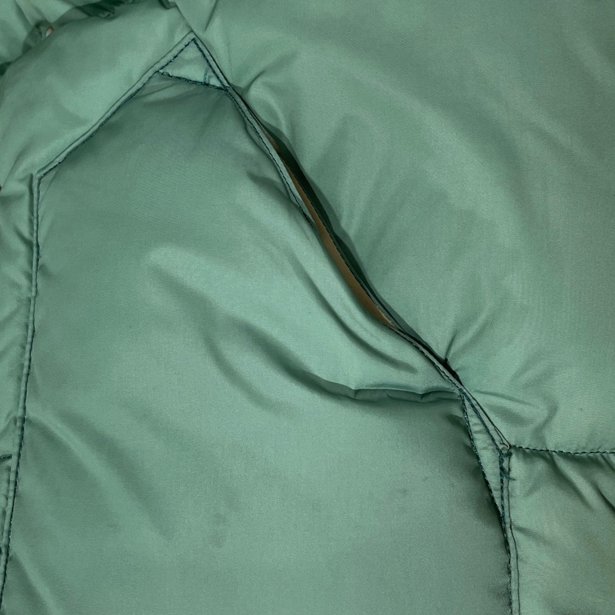 RockyMountainFeatherBed ダウンベスト 古着・中古-5枚目のアイテム画像
