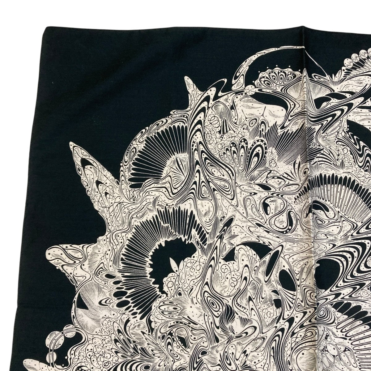 THE INOUE BROTHERS TAKERU IWAZAKI Scarf Small総柄スカーフ 古着・中古-3枚目のアイテム画像