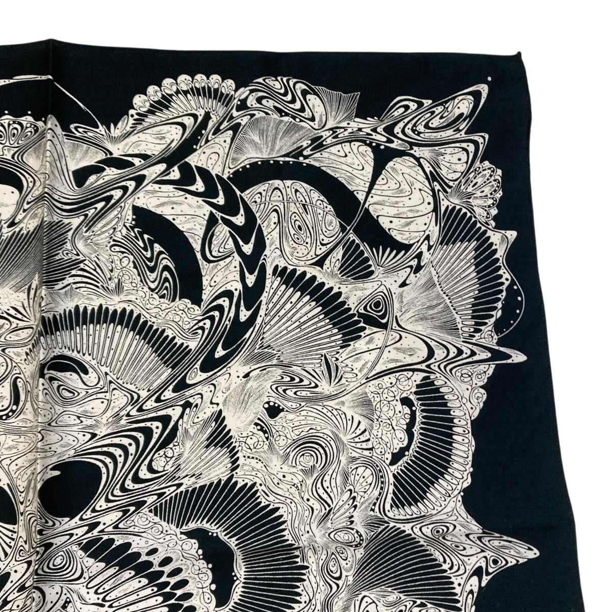 THE INOUE BROTHERS TAKERU IWAZAKI Scarf Small総柄スカーフ 古着・中古-4枚目のアイテム画像