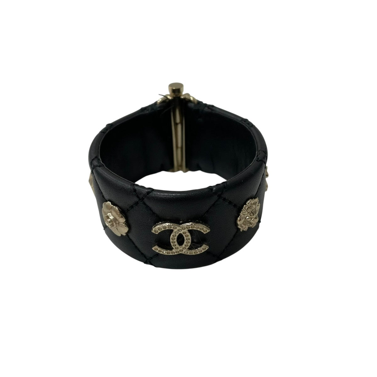 CHANEL マトラッセレザーバングル 古着・中古-1枚目のアイテム画像