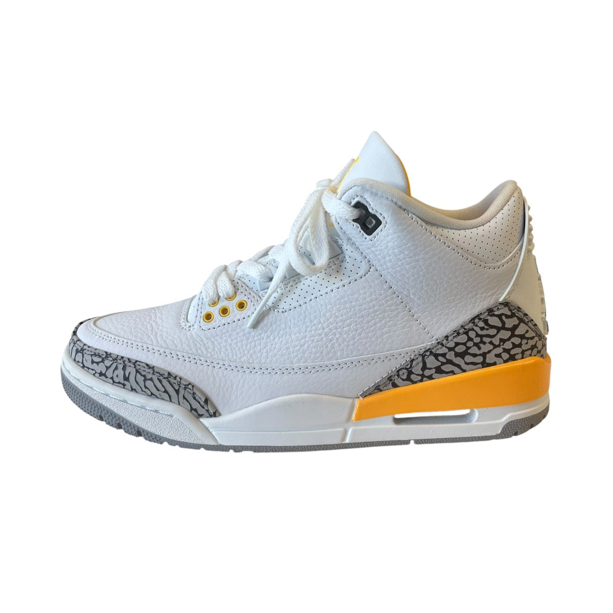 WMNS Air Jordan 3 Retro Laser OrangeハイカットスニーカーCK9246-108