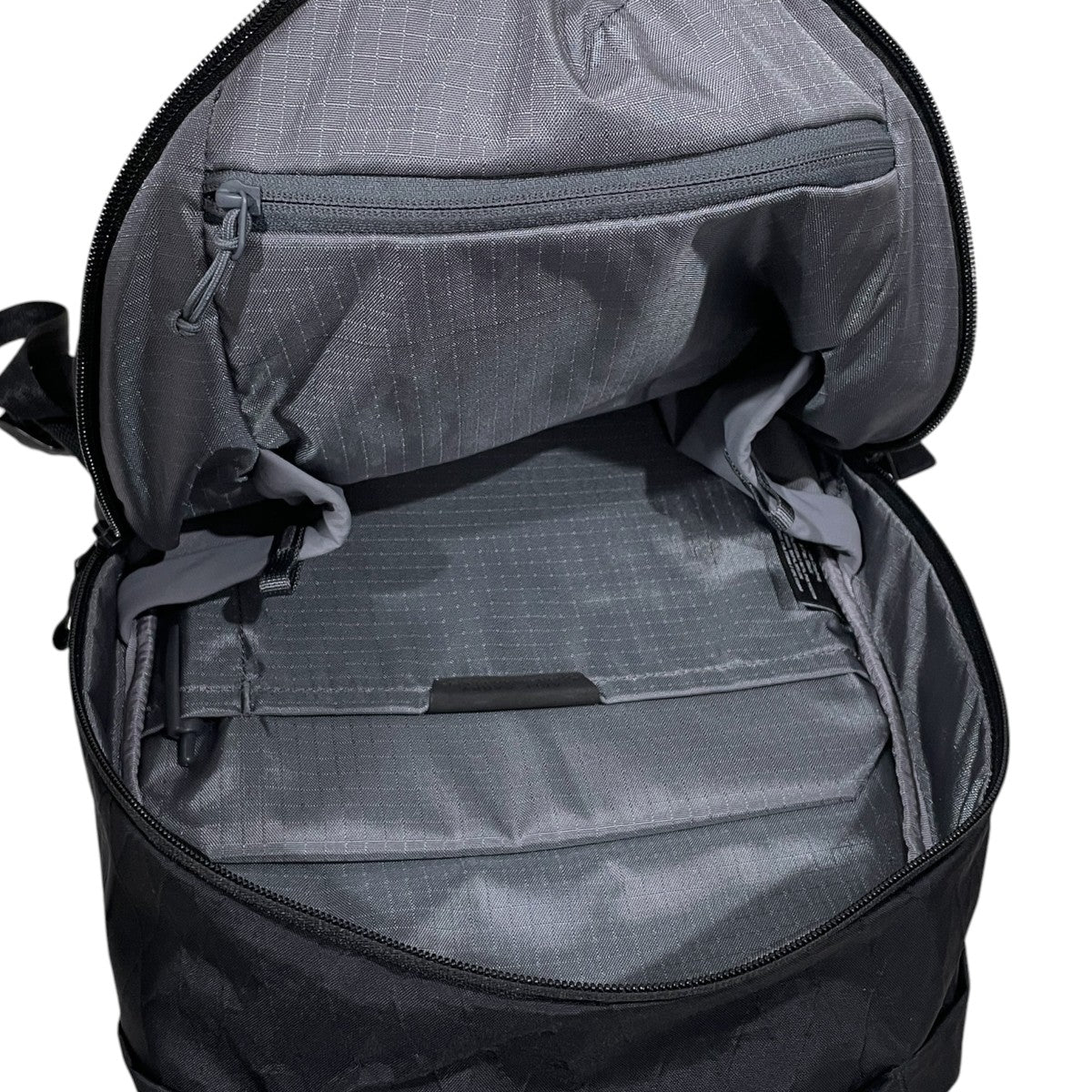 バックパック Thirteen Daybag サーティーン デイバッグ A03016XBK0