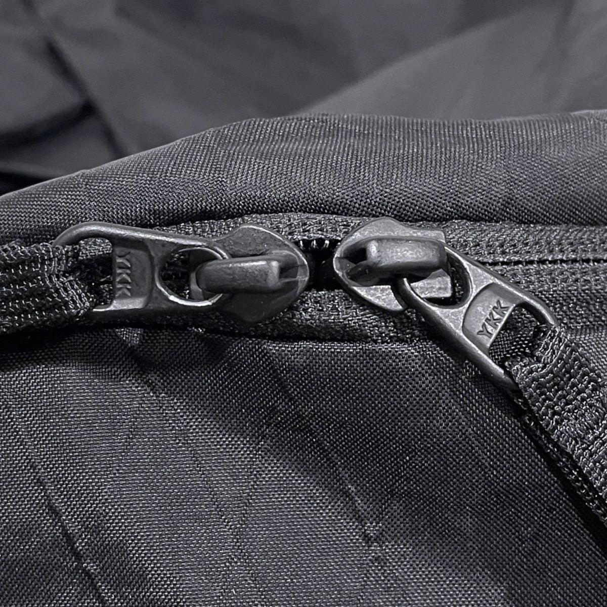 バックパック Thirteen Daybag サーティーン デイバッグ A03016XBK0