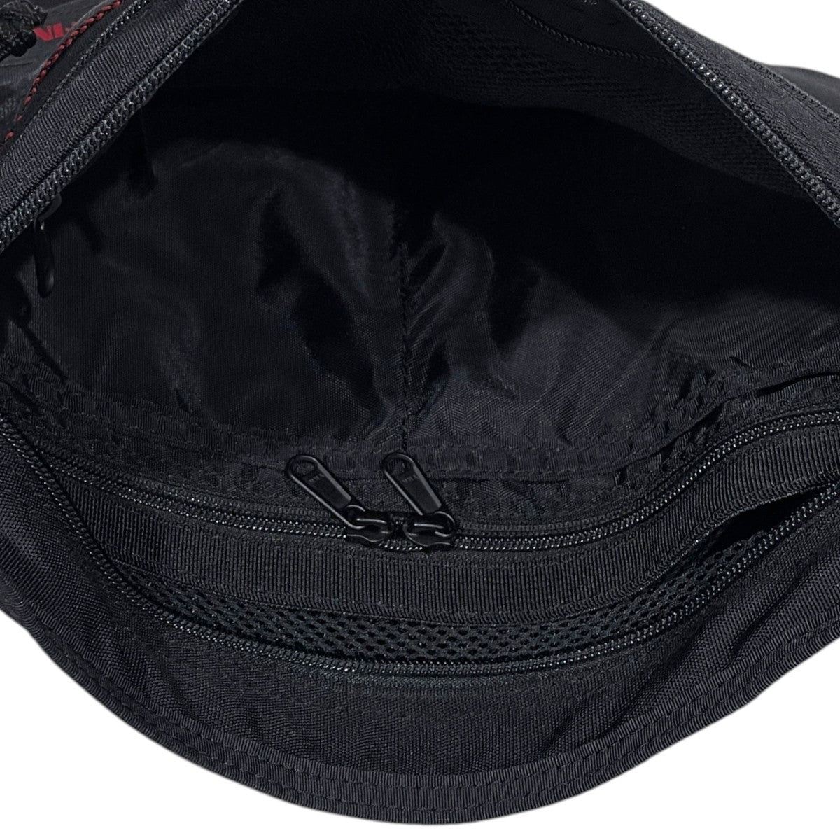 ショルダーバッグ MULTI SACOCHE MW GENII マルチサコッシュ MW ジェン2 BRA233L30