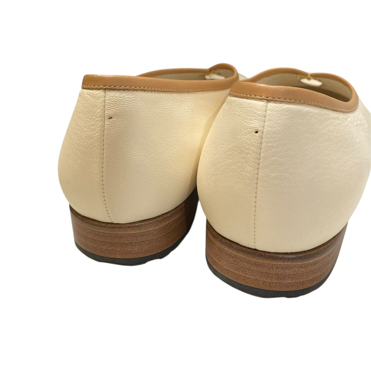 Pumps hender schemeレザーシューズ