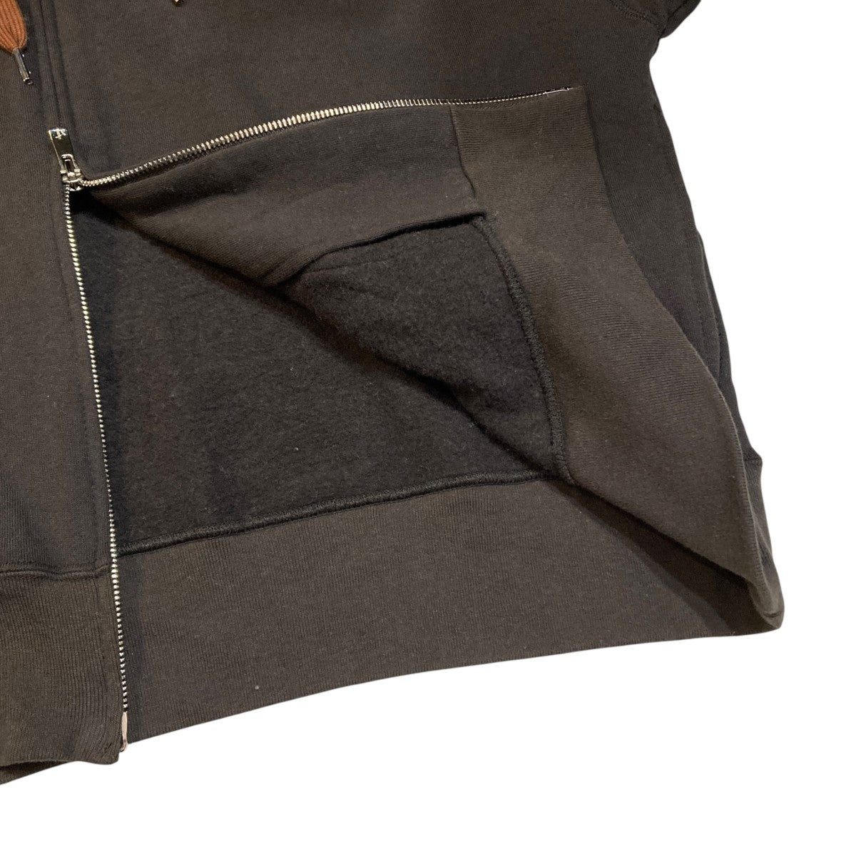 CO／WO URAKE SHORT ZIP HOODIEジップパーカー25W-BIS-CS50
