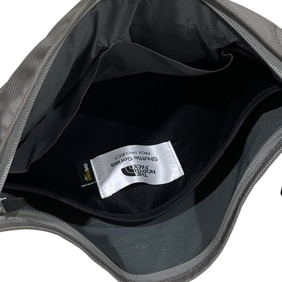 ショルダーバッグ Shuttle Shoulder Pouch シャトルショルダーポーチ NM82454
