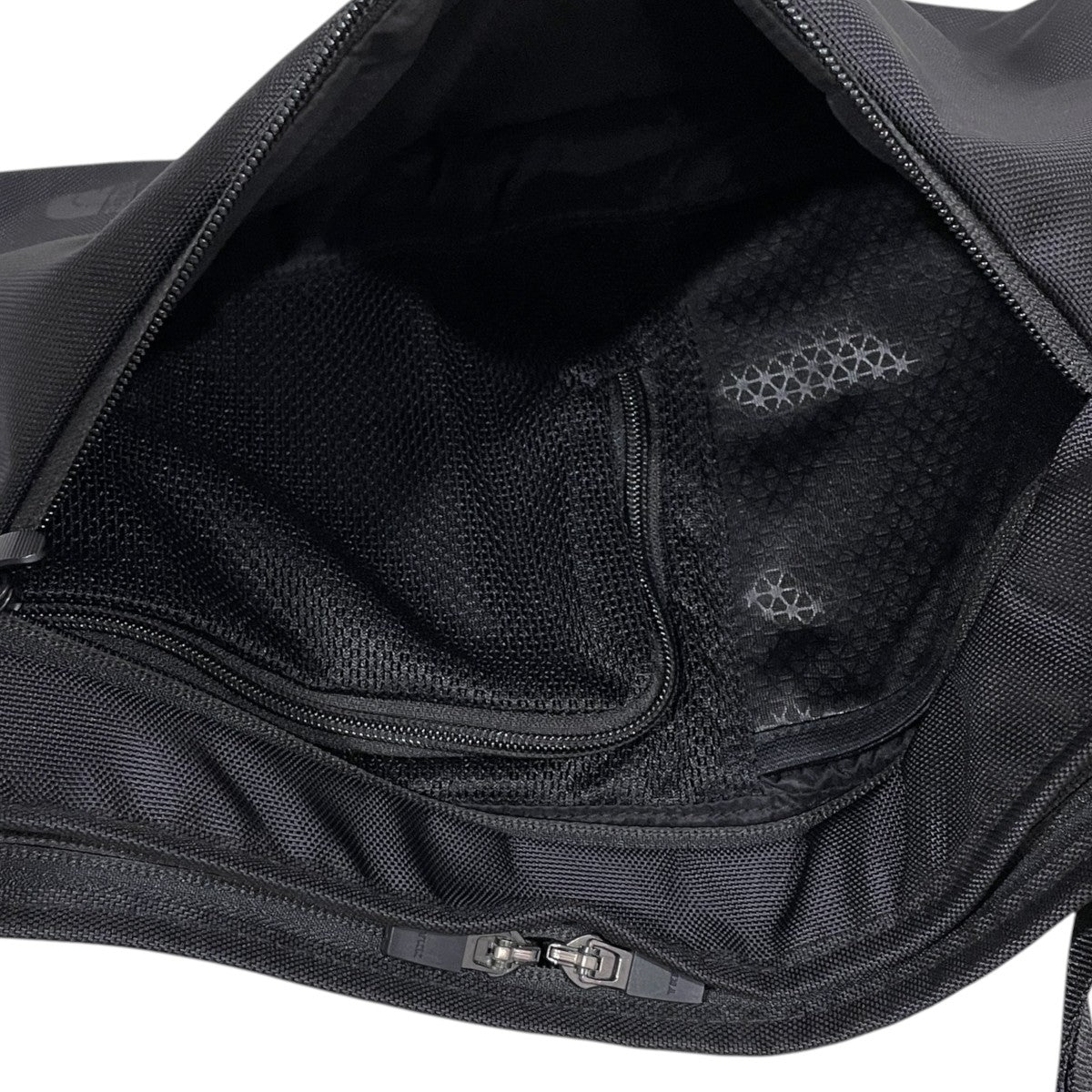 ショルダーバッグ Shuttle Shoulder Pouch シャトルショルダーポーチ NM82454