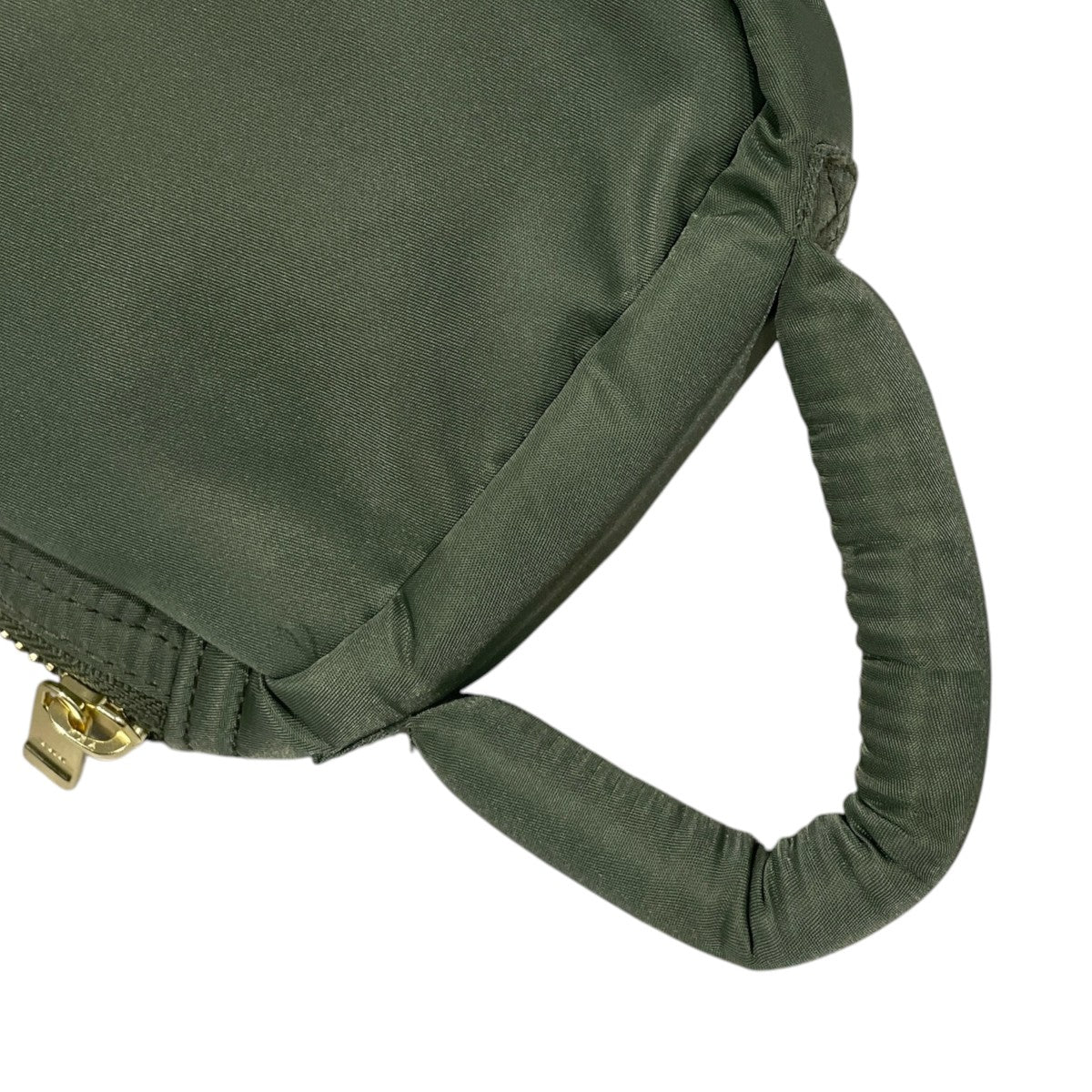 ポーチ Pouch