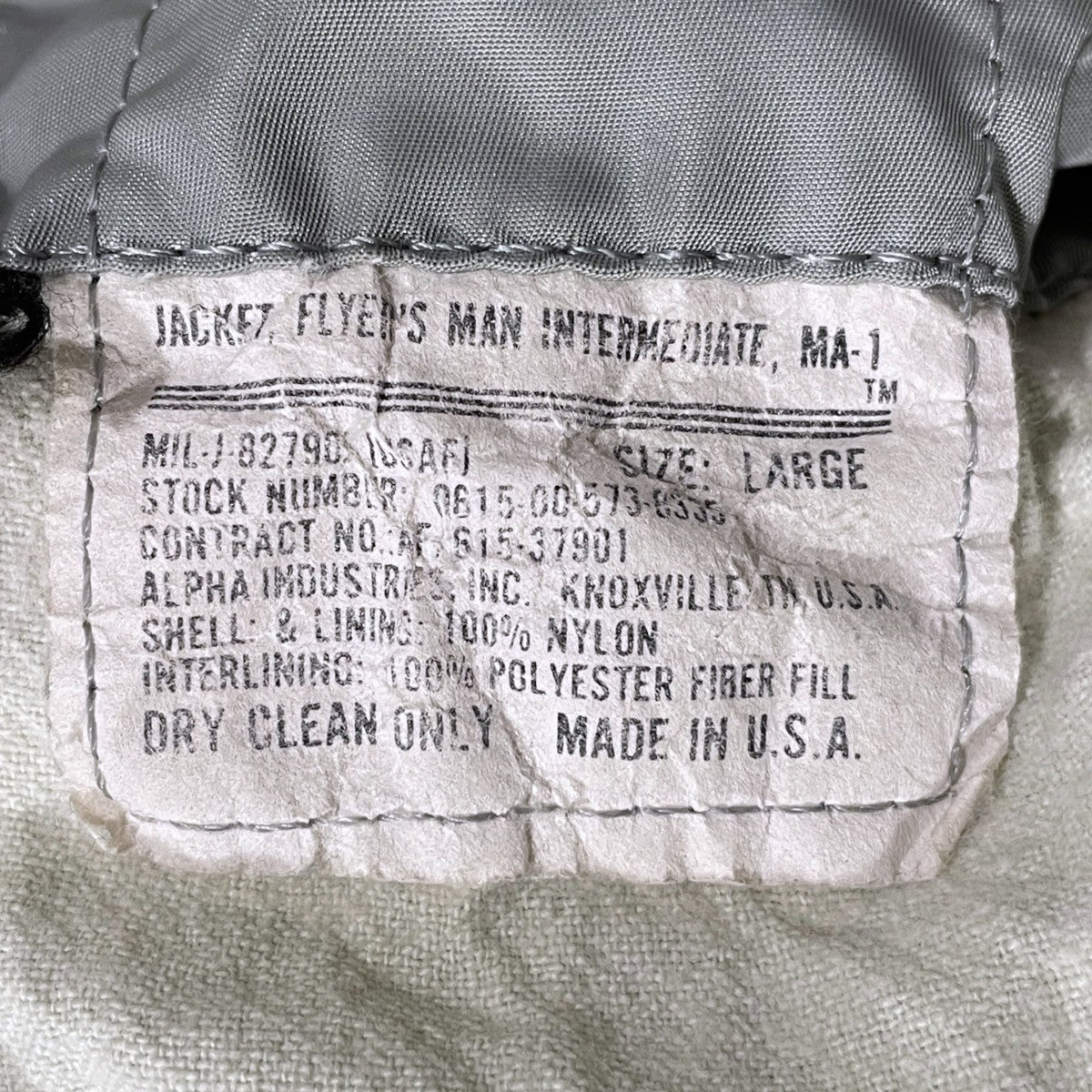 リバーシブル中綿ジャケット MA-1 Flight Jacket (Commercial Model) MA-1フライトジャケット（コマーシャルモデル） 0615-00-673-8335