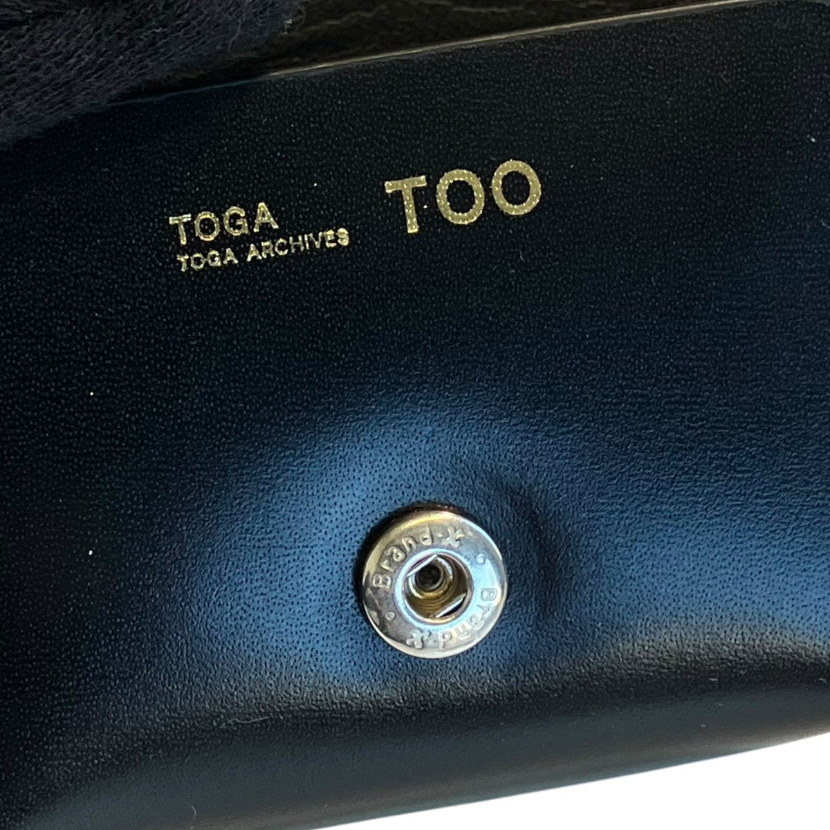TOGA ARCHIVES Leather earphone caseイヤフォンケース 古着・中古-6枚目のアイテム画像