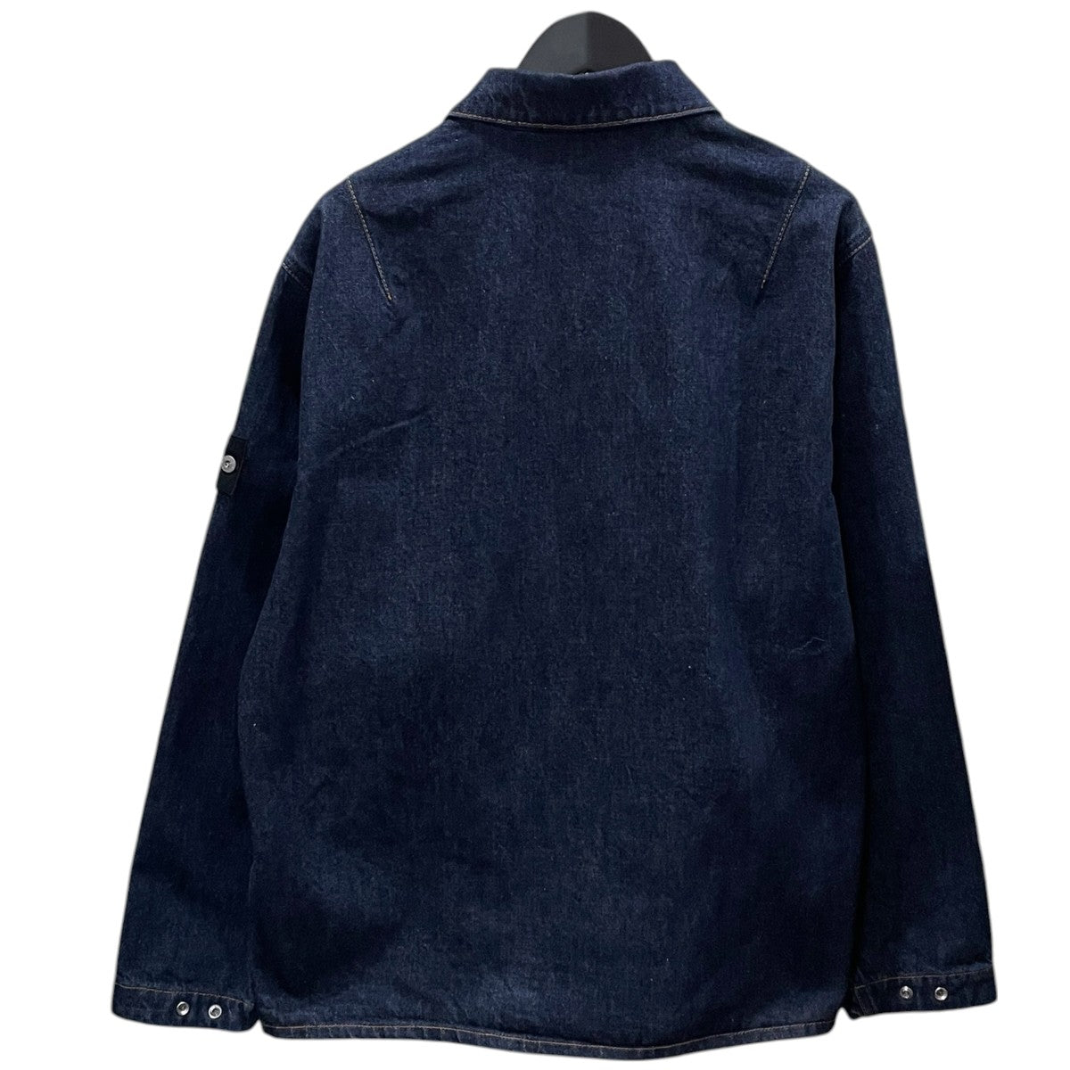 STONE ISLAND 25AW デニムジャケット INDIGO DENIM-RINSED COMFORT FIT OVERSHIRT リンス加工 コンフォートフィット オーバーシャツ L1S141200002S00J7 古着・中古-2枚目のアイテム画像
