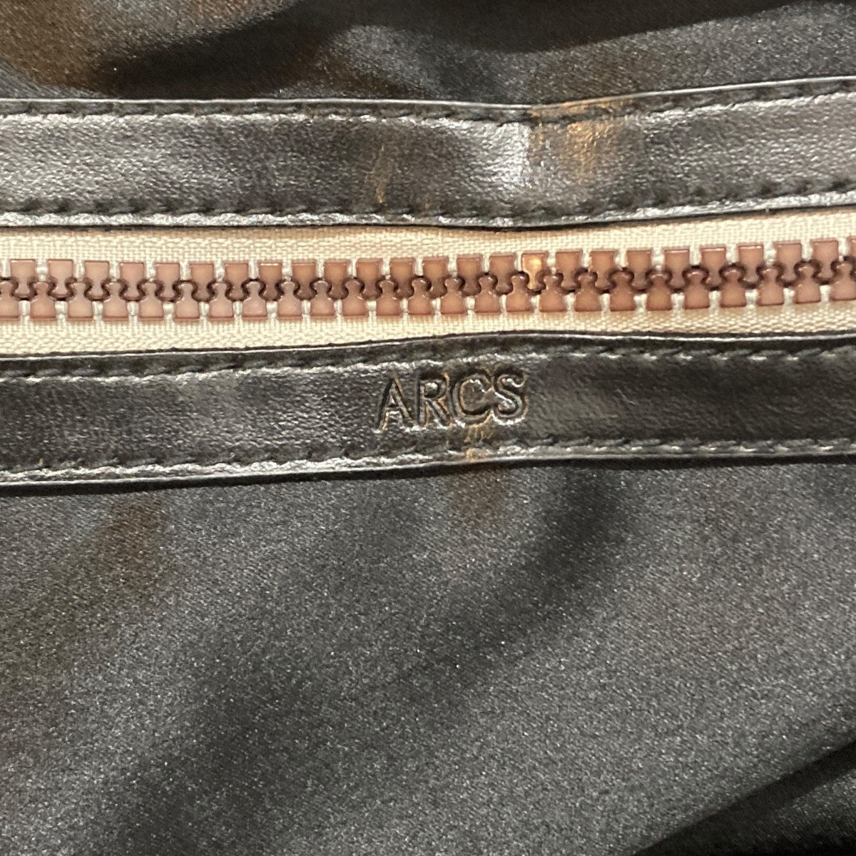 HEY Sling Bagショルダーバッグ