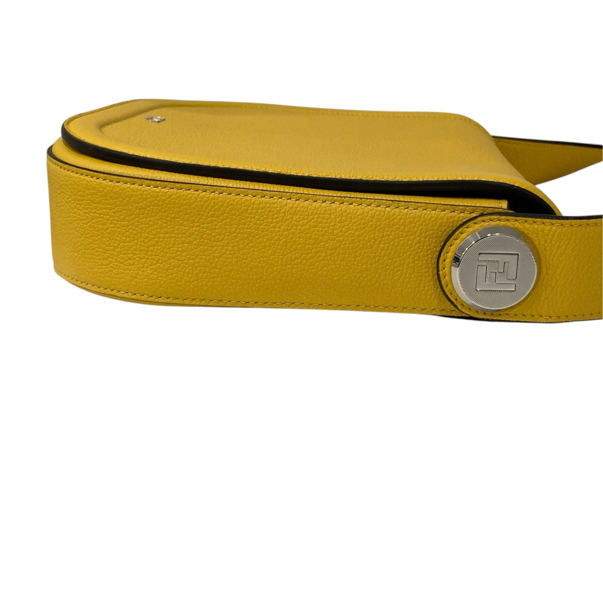 FENDI メッセンジャーバッグ 古着・中古-3枚目のアイテム画像