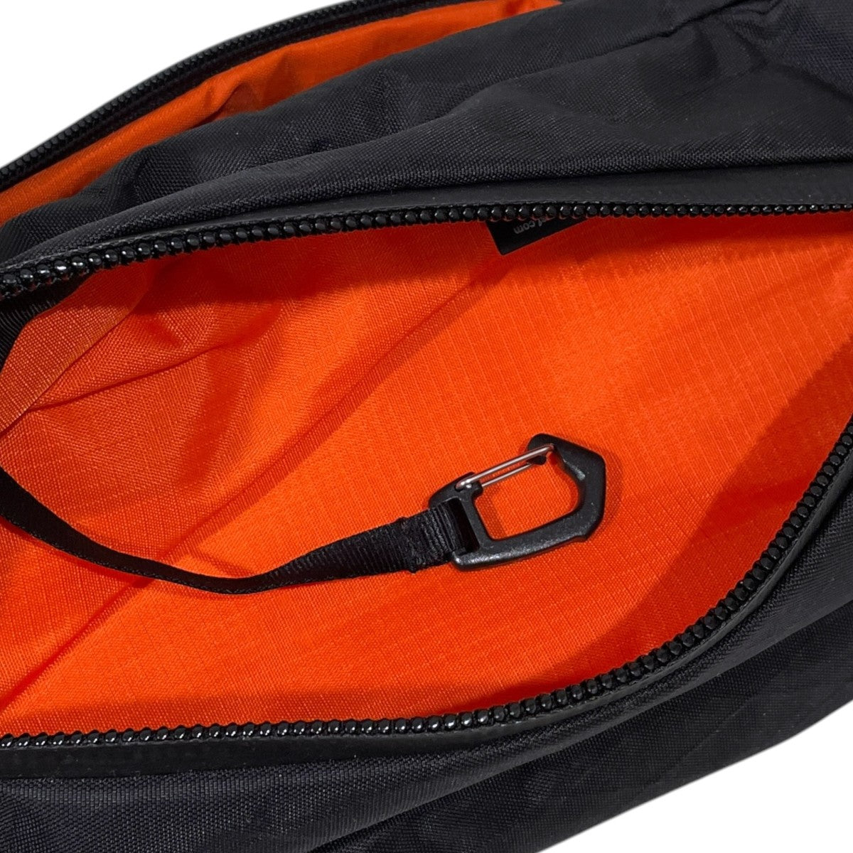 ショルダーバッグ City Sling 2 X-Pac シティ スリングツー ツーエックスパック AER91012