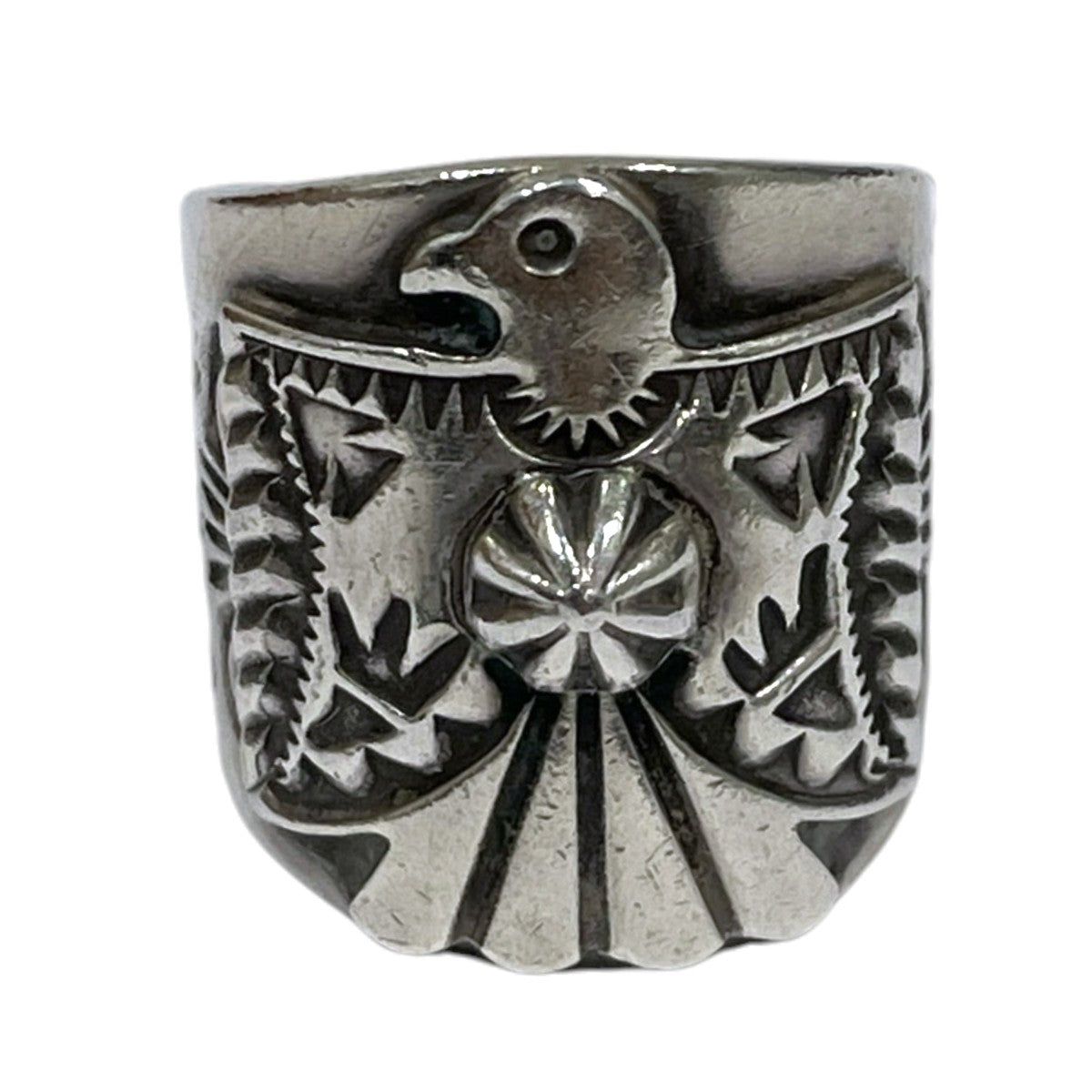 インディアンジュエリー サンダーバード アロースタンプワーク リング Thunderbird Arrow Stamp Work Ring Darrell Cadman ダレル・キャドマン ナバホ族 古着・中古-2枚目のアイテム画像