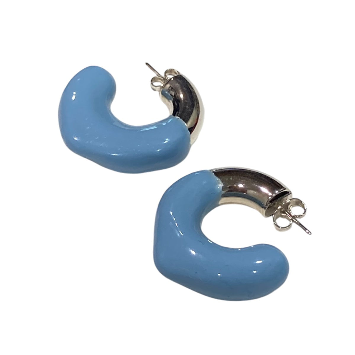 ラバライズ ピアス