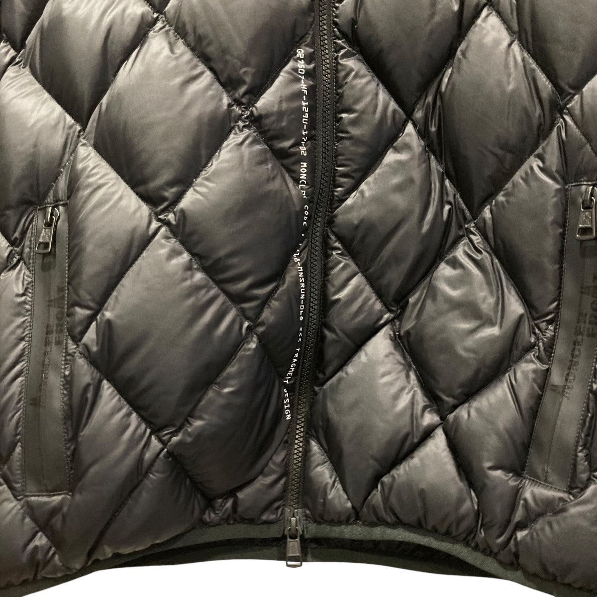 MONCLER×FRAGMENTS STUX GIUBBOTTOダウンジャケットD209U4031300 53858 D209U4031300  53858 ブラック サイズ 0｜【公式】カインドオルオンライン ブランド古着・中古通販【kindal】