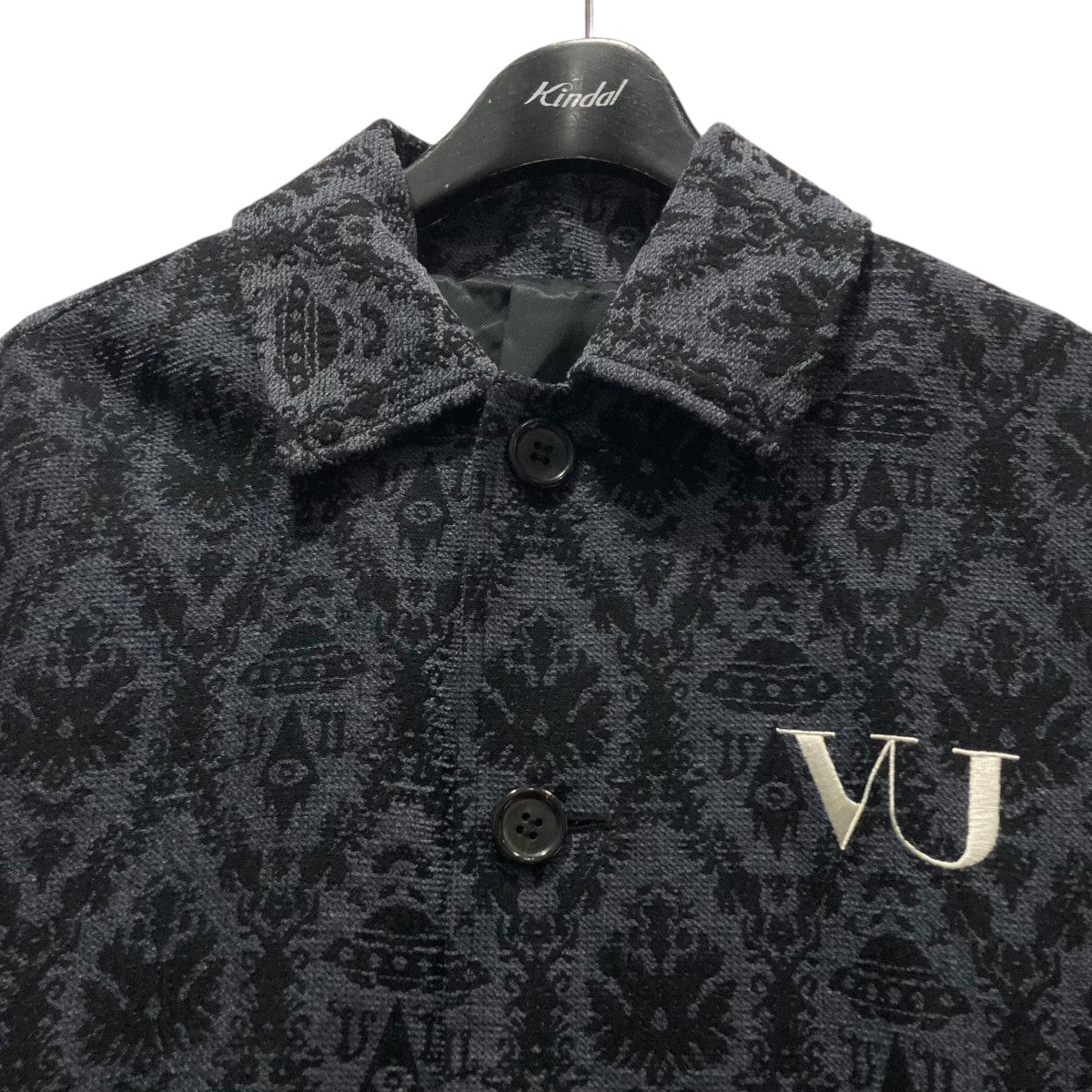 ヴァレンティノ 金ボタン ノーカラージャケット ジャガード総柄 ヴィンテージ ヴァレンティノ 金ボタン ノーカラージャケット ジャガード総柄