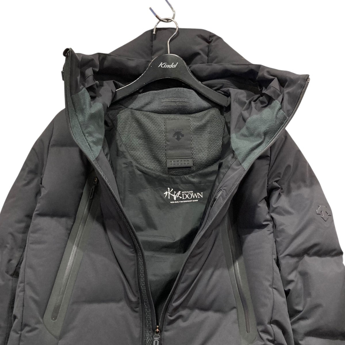 Descente ALLTERRAIN(デサントオルテライン) 水沢ダウンジャケットDAMSGK30U DAMSGK30U グレー サイズ M｜【公式】カインドオルオンライン  ブランド古着・中古通販【kindal】