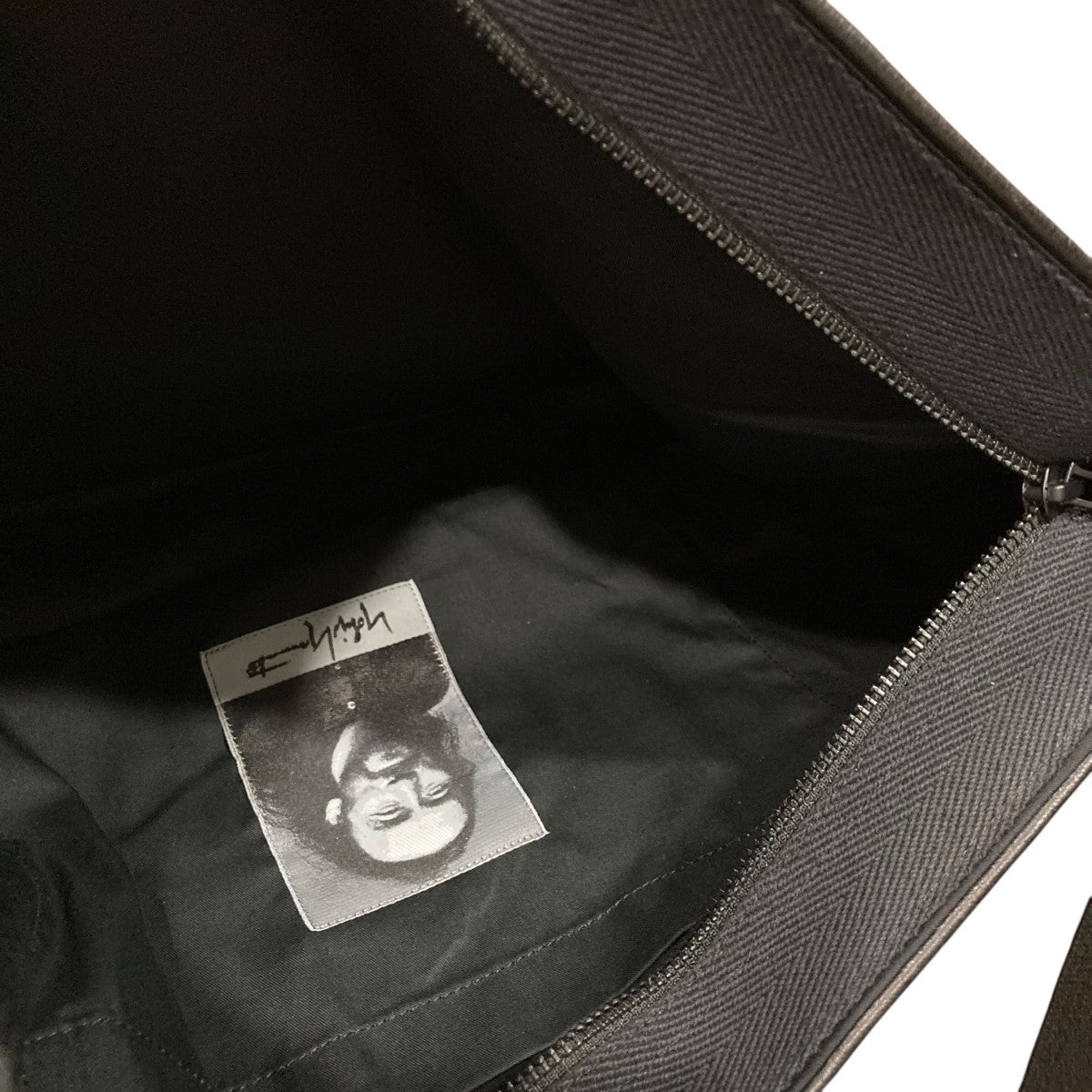 Yohji Yamamoto POUR HOMME 新作ショルダーバッグ Yohji Yamamoto POUR HOMME Tuck Shoulder Bag （Black） 通販