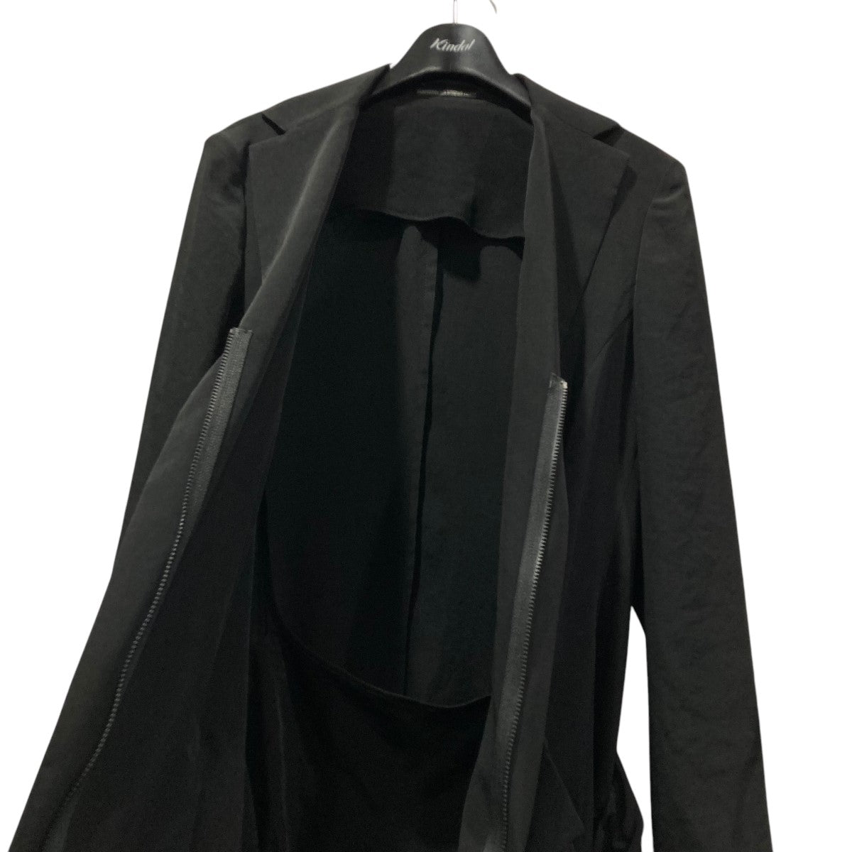 ヨウジヤマモト黒いダブルボタンロングコート＆ワンピース STAFF STYLING｜THE SHOP YOHJI YAMAMOTO