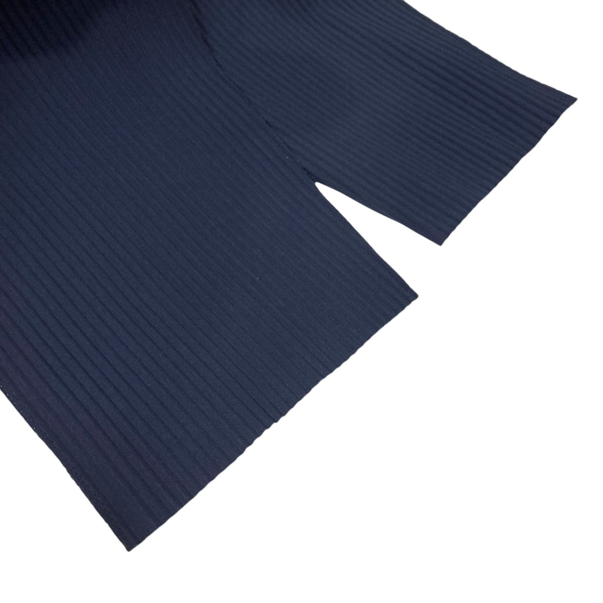 イッセイミヤケ ミーのガウチョパンツ 濃紺です。 イッセイミヤケISSEY MIYAKE ウォッシュドデニムパンツ 紺1 | DC